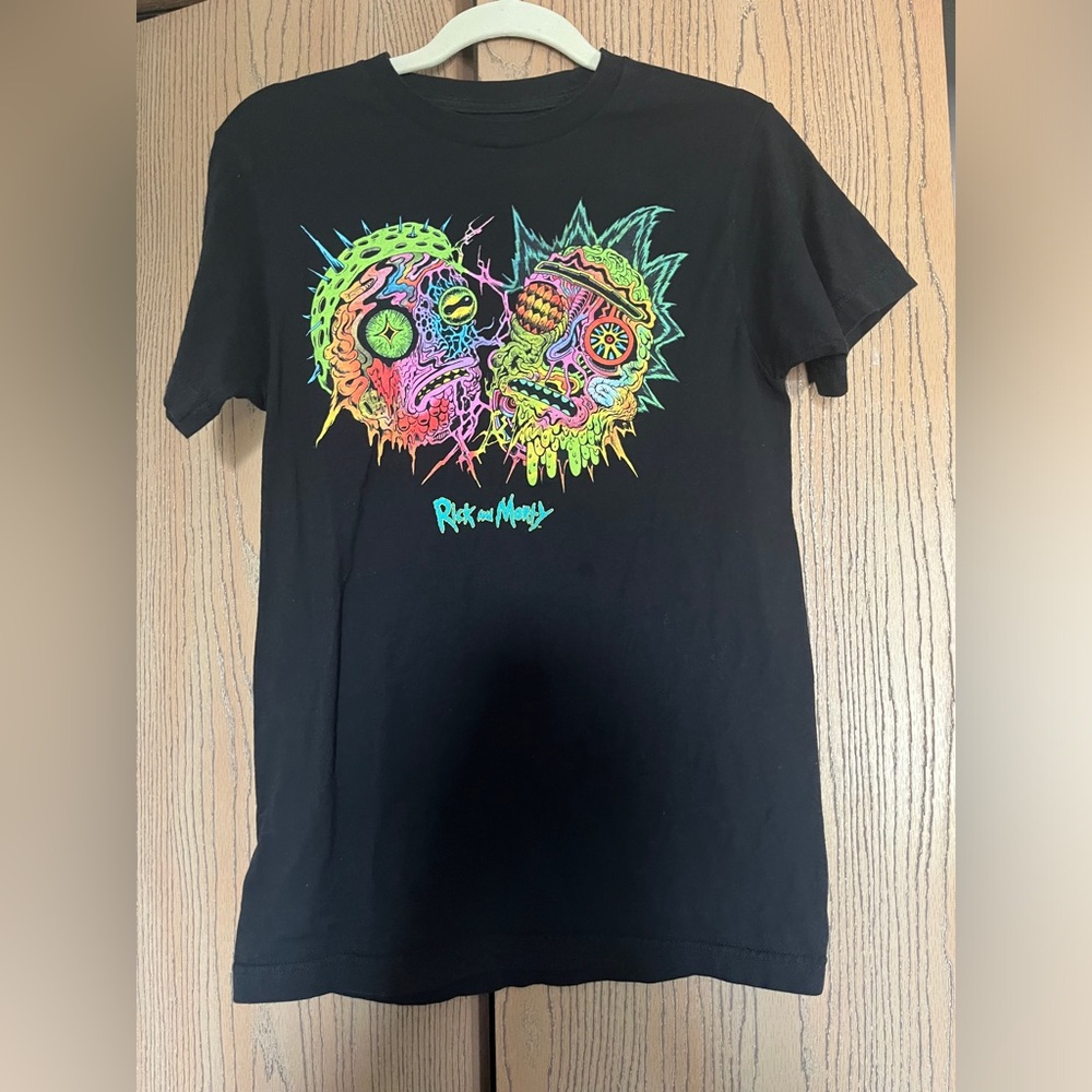 Men’s Graphic Tee